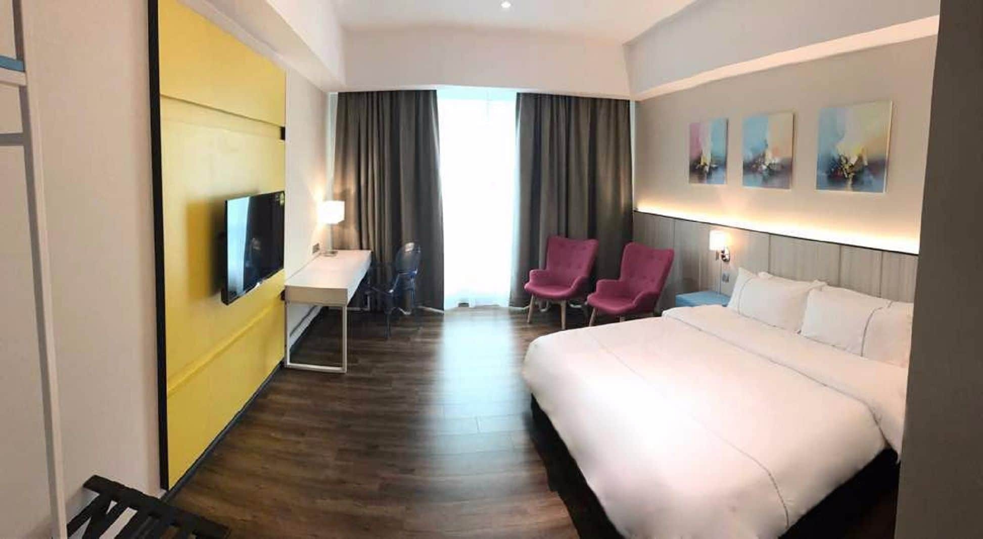 Higher Hotel Μπαντάρ Σερί Μπεγκαβάν Εξωτερικό φωτογραφία